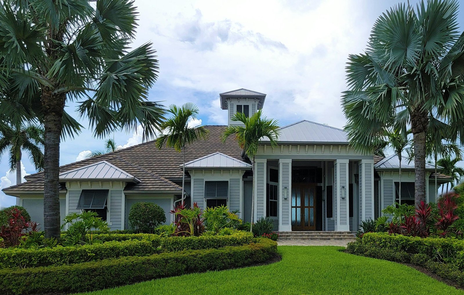Villa Palmier — Dzamandzar, architecture coloniale revisitée